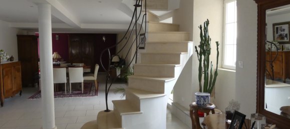 4 Schlafzimmer Haus in Sainte-Maure-de-Touraine, France, Nr. 234281 3