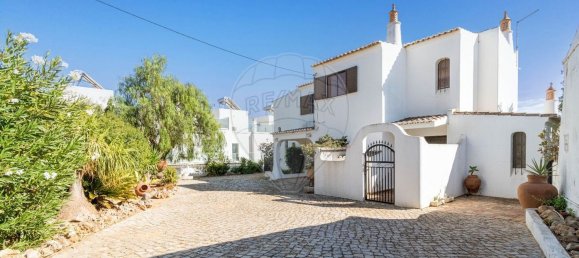 6 Schlafzimmer Haus in Guia, Portugal, Nr. 233404 27