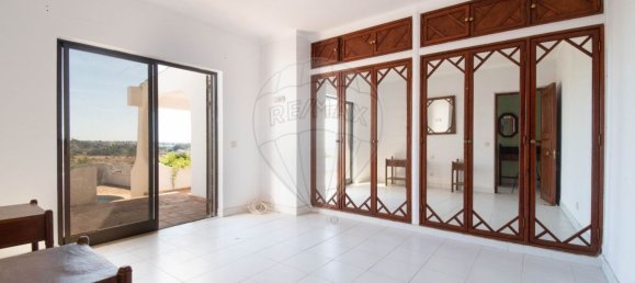 6 Schlafzimmer Haus in Guia, Portugal, Nr. 233404 11