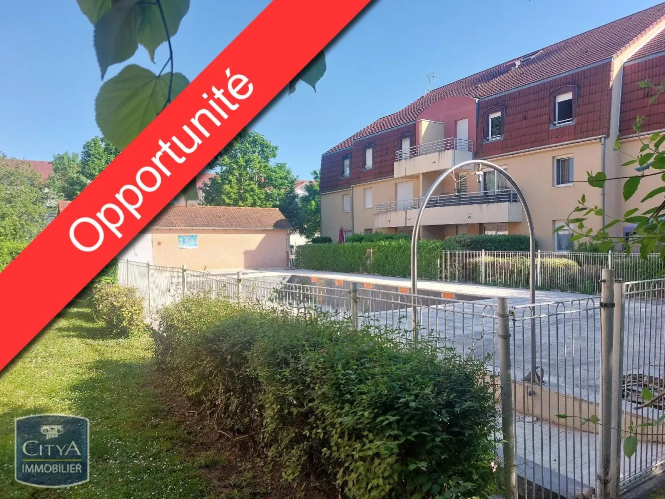 2 rooms Apartment in Beaune, France No. 279940