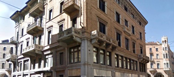 2 Schlafzimmer Wohnung in Turin, Italy, Nr. 53583 7