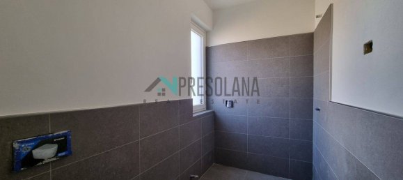 Квартира с 2 спальнями в Роветта, Италия № 85631 14