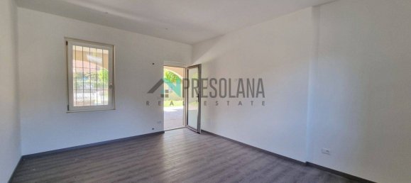 Квартира с 2 спальнями в Роветта, Италия № 85631 18