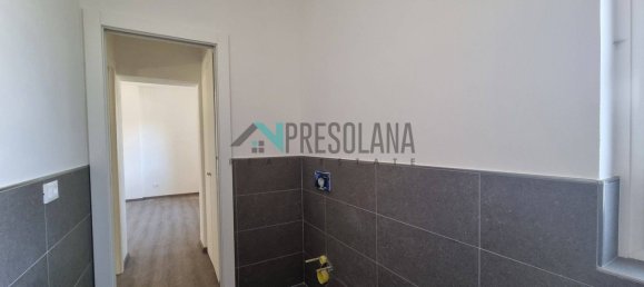 Квартира с 2 спальнями в Роветта, Италия № 85631 15