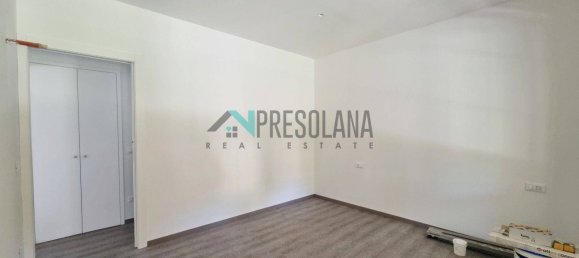 Квартира с 2 спальнями в Роветта, Италия № 85631 12