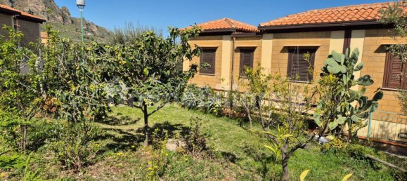 4 bedrooms Villa in Termini Imerese, Italy No. 49023 9
