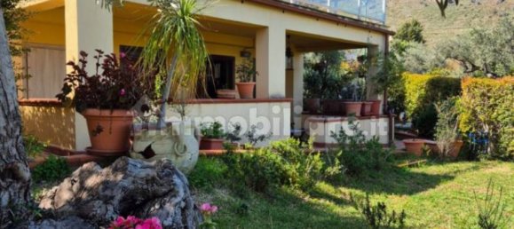 4 bedrooms Villa in Termini Imerese, Italy No. 49023 3