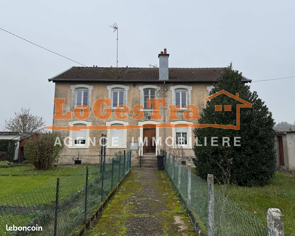 Apartamento de 3 dormitorios en Mirecourt, France No. 160693