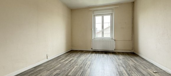 Apartamento de 3 dormitorios en Mirecourt, France No. 160693 6