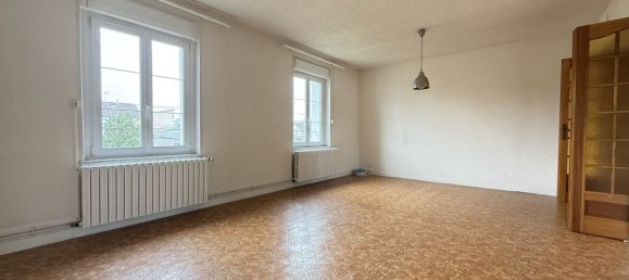 Apartamento de 3 dormitorios en Mirecourt, France No. 160693 7