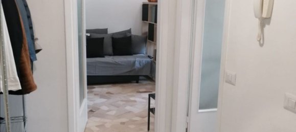 Studio à Milan, Italy No. 279391 3