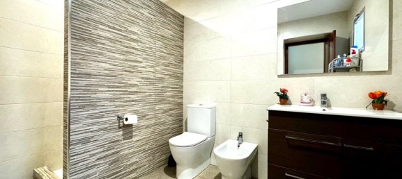 5 bedrooms Villa in La Nucia, Spain No. 10902 14