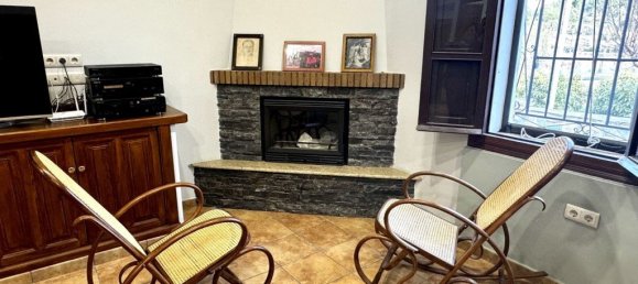 5 bedrooms Villa in La Nucia, Spain No. 10902 8