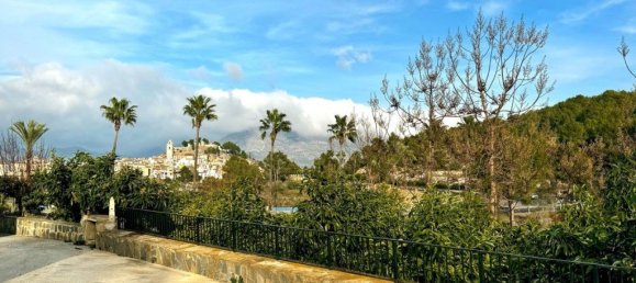 5 bedrooms Villa in La Nucia, Spain No. 10902 5