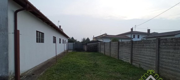 Вилла с 8 комнатами в Фоссо, Италия № 24457 12