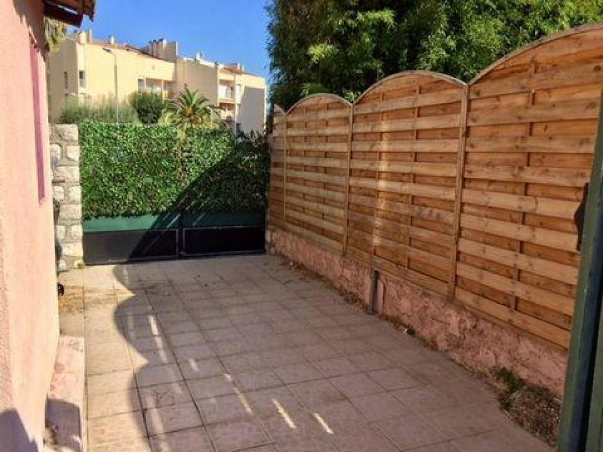 Condominio de 2 dormitorios en Cagnes-sur-Mer, France No. 28660