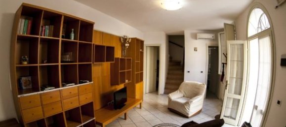 4 rooms House in Comacchio, Italy No. 253437 7