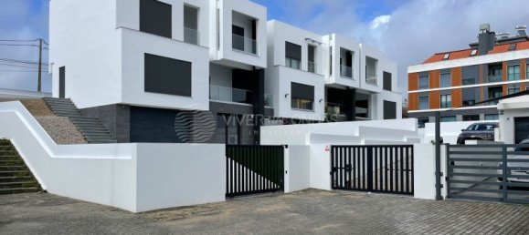 4 غرف نوم قلاع في Corroios, Portugal رقم 123674 2