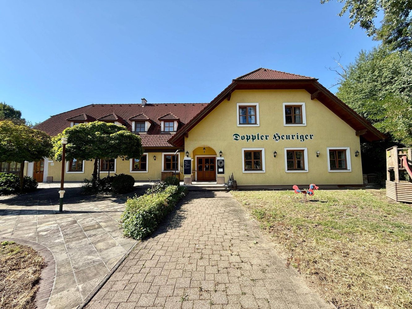 12 Schlafzimmer Haus in Sierndorf, Austria, Nr. 244199