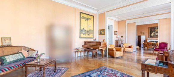 3 bedrooms Apartment in Paris, France No. 346340 5