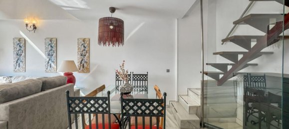 3 bedrooms Duplex in Benahavis, Spain No. 185230 8