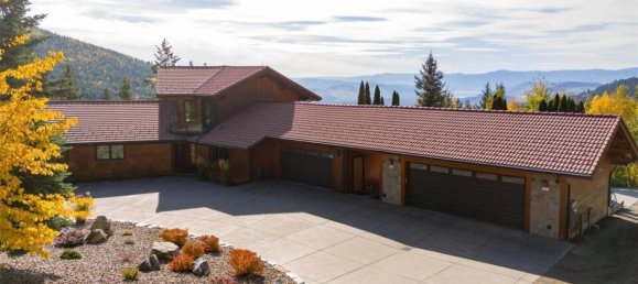 4 bedrooms House in British Columbia, Canada No. 1171 11