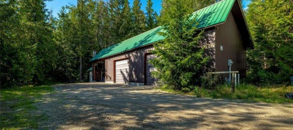 4 bedrooms House in British Columbia, Canada No. 1171 5