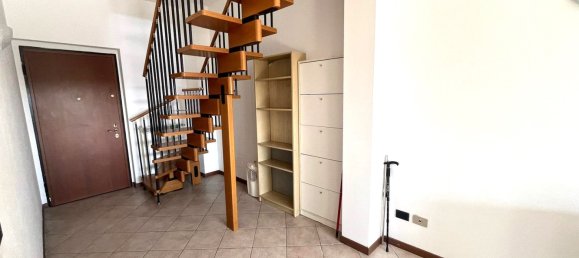 1 chambre Appartement à Milan, Italy No. 332791 10