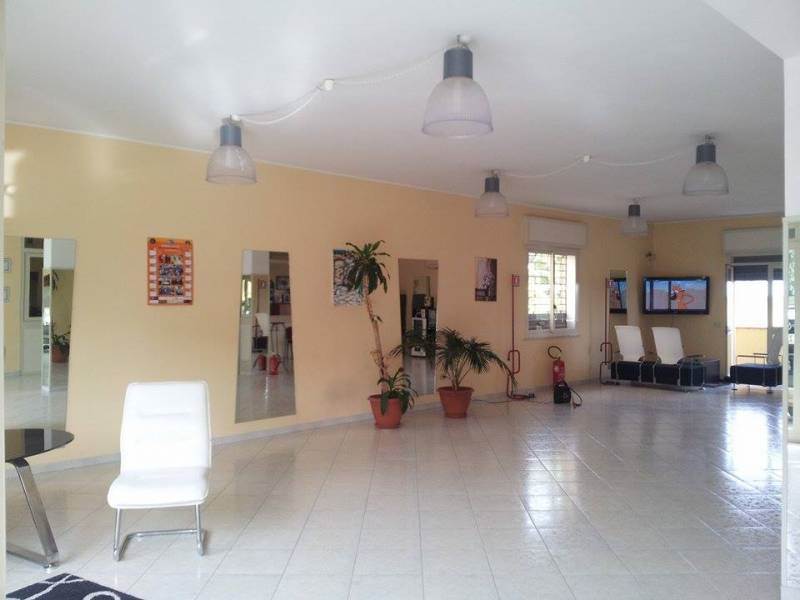 2 rooms Commercial property in Marsala, Italy No. 91186