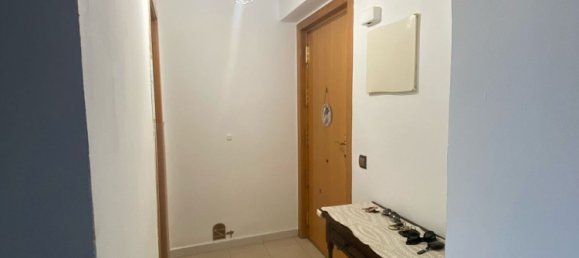 4 bedrooms Apartment in Mostoles, Spain No. 186988 4