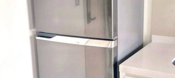 Apartamento com 1 quarto em condomínio em Phra Khanong, Thailand N.º 26827 3