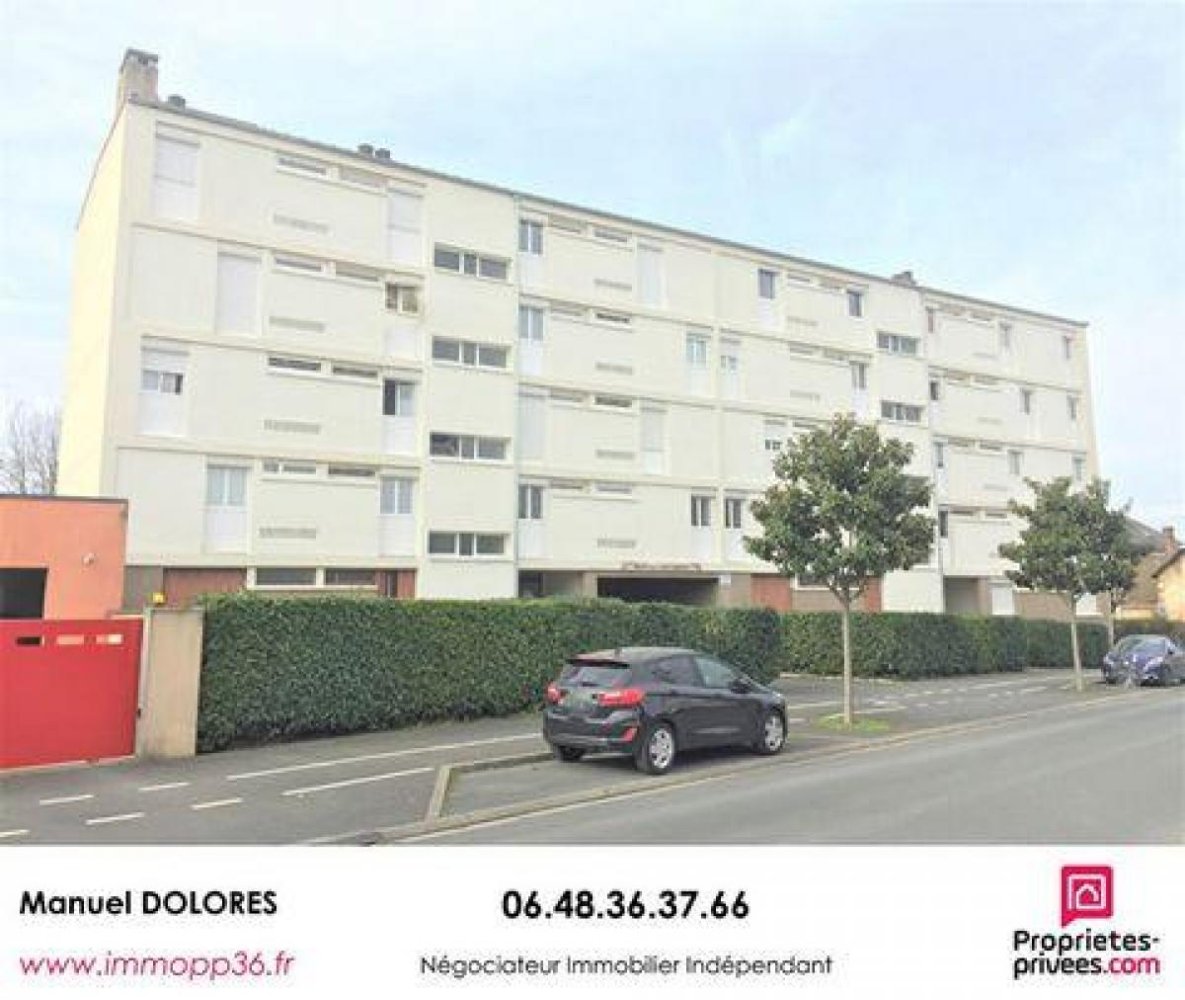 2 bedrooms Apartment in Chateauroux, France No. 11196