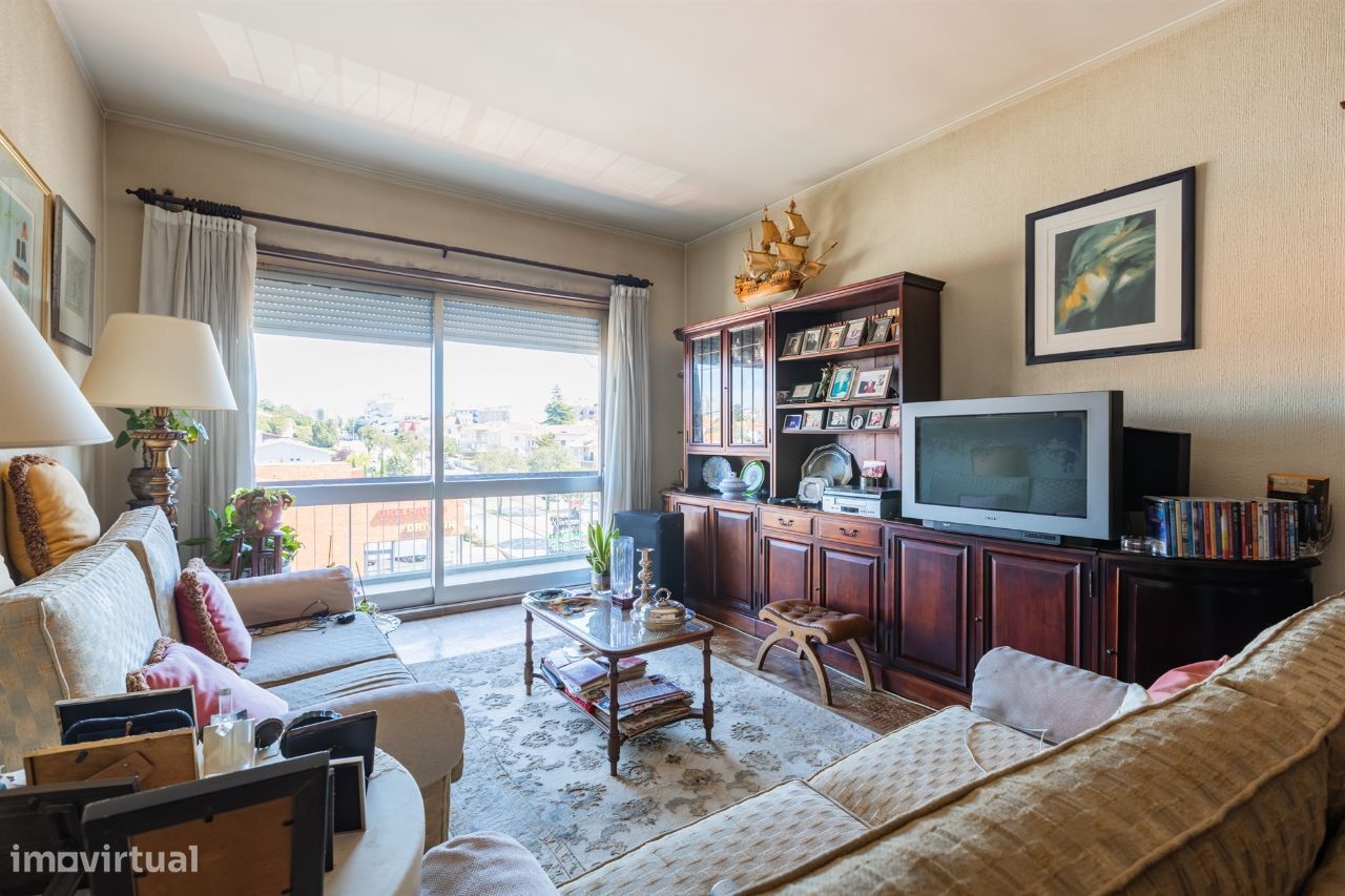 5 bedrooms Apartment in Porto, Portugal No. 58999