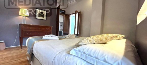 3 rooms Penthouse in Florence, Italy No. 31910 12