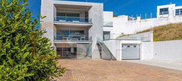 5 bedrooms House in Nazare, Portugal No. 140739 2