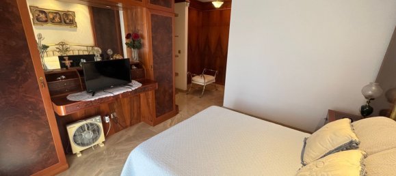 4 chambres Maison à Zaragoza, Spain No. 164420 24