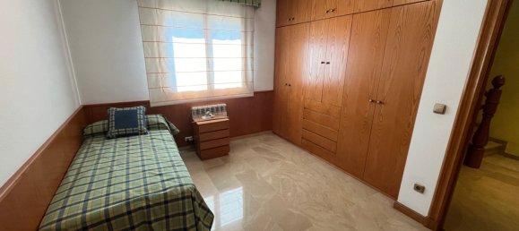 4 chambres Maison à Zaragoza, Spain No. 164420 26