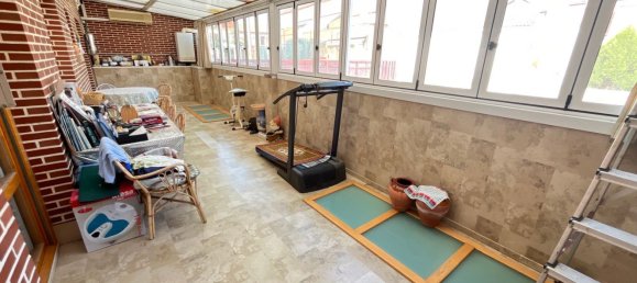 4 chambres Maison à Zaragoza, Spain No. 164420 9