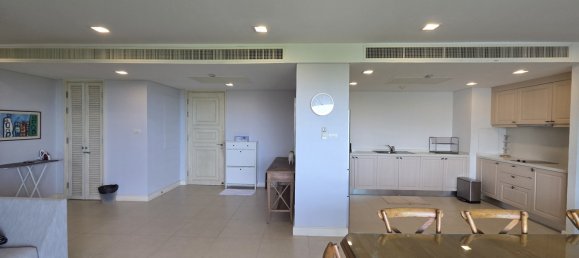 4 bedrooms Condo in Hua Hin, Thailand No. 64091 8