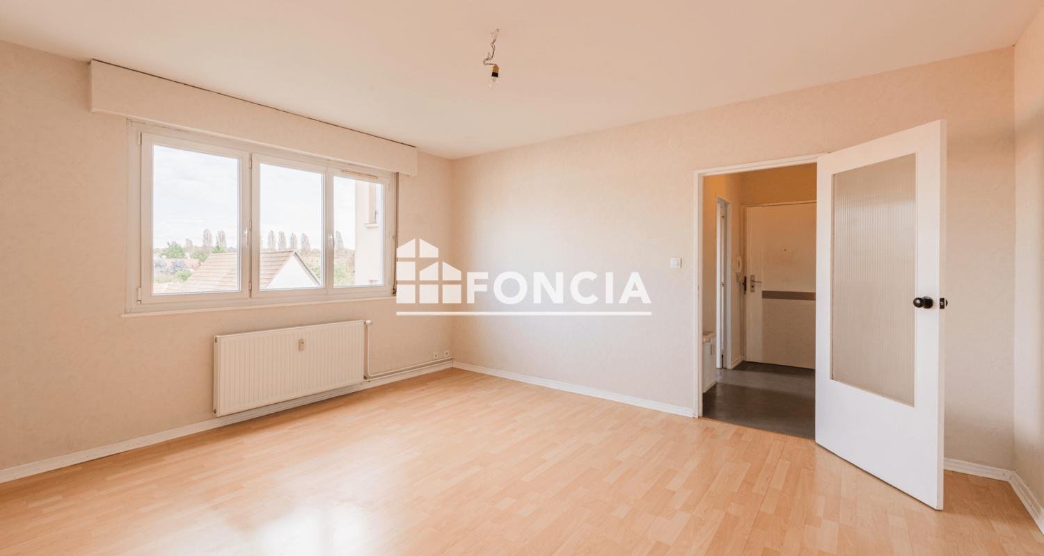 2 bedrooms Apartment in Strasbourg, France No. 222816