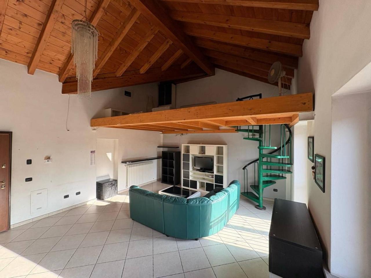 Apartamento de 2 habitaciónes en Casorate Primo, Italy No. 162185