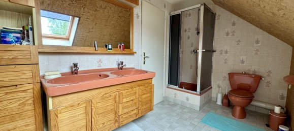 Дом с 4 спальнями в Ле Эссар-ле-Руа, Франция № 325455 15