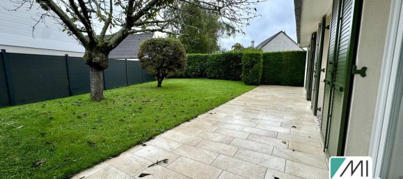 Дом с 4 спальнями в Ле Эссар-ле-Руа, Франция № 325455 4