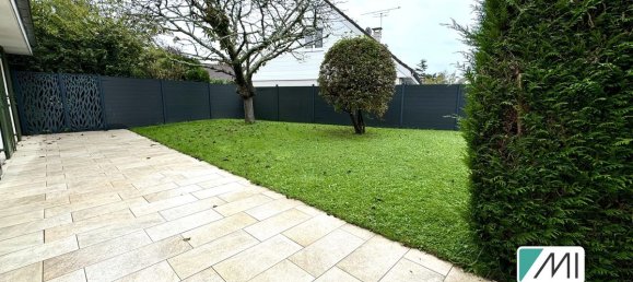 Дом с 4 спальнями в Ле Эссар-ле-Руа, Франция № 325455 3