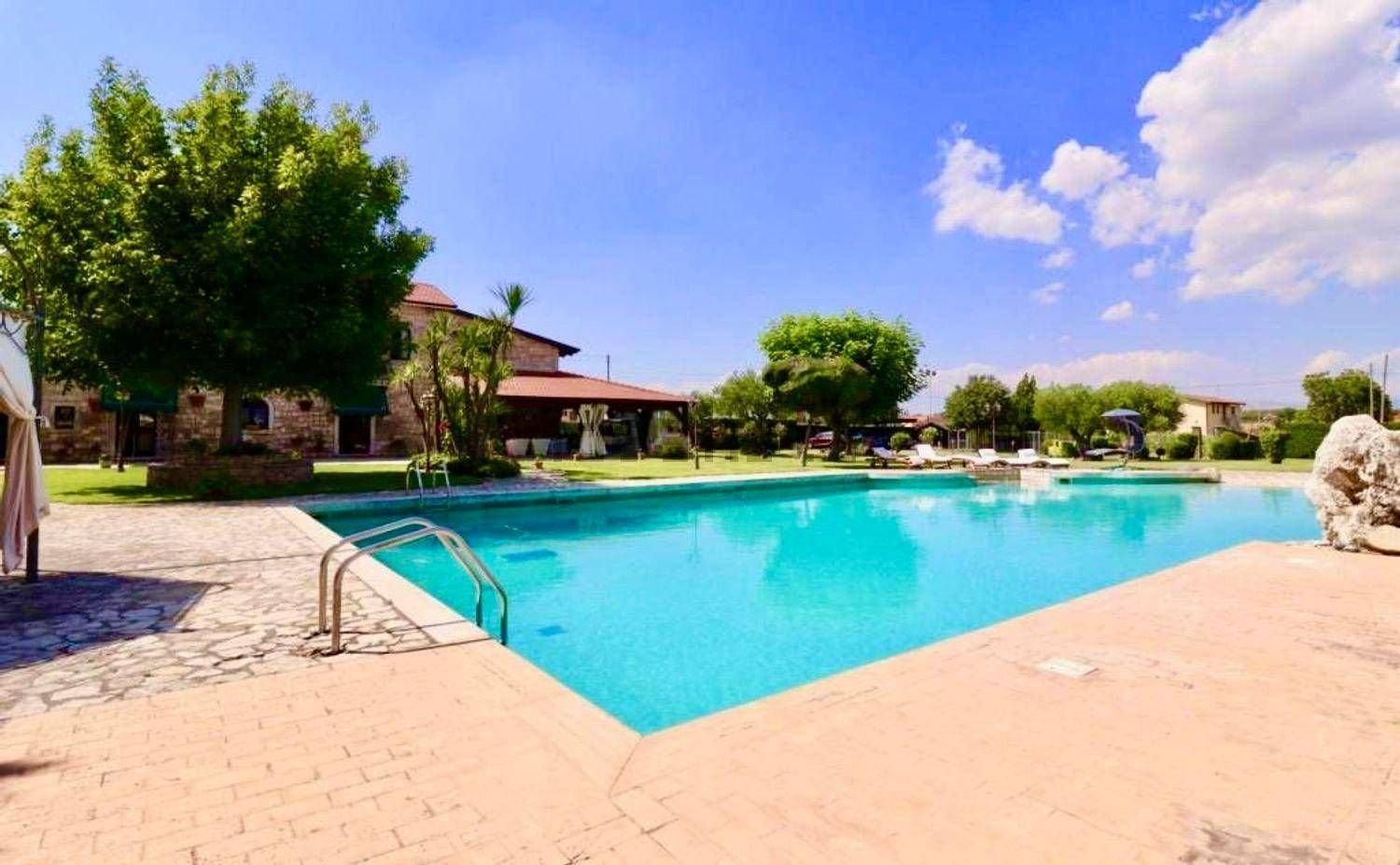 4 rooms Villa in Benevento, Italy No. 70792