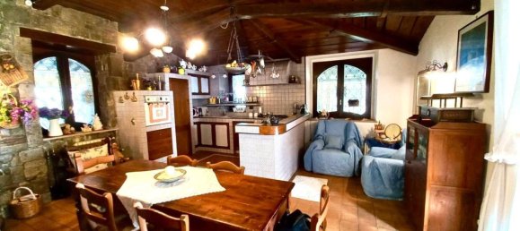 4 rooms Villa in Benevento, Italy No. 70792 12