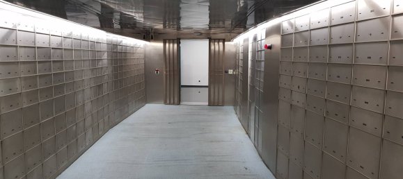 10-Zimmer Gewerbliche Immobilie in Milan, Italy, Nr. 248545 5