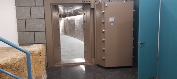 10-Zimmer Gewerbliche Immobilie in Milan, Italy, Nr. 248545 2