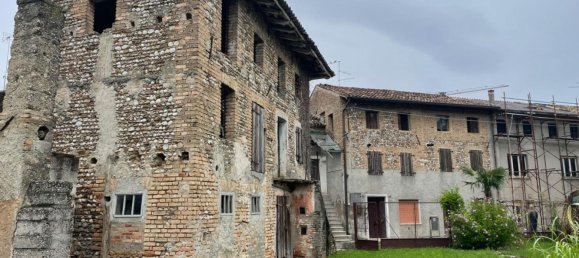 5-Zimmer Haus in Udine, Italy, Nr. 292333 2