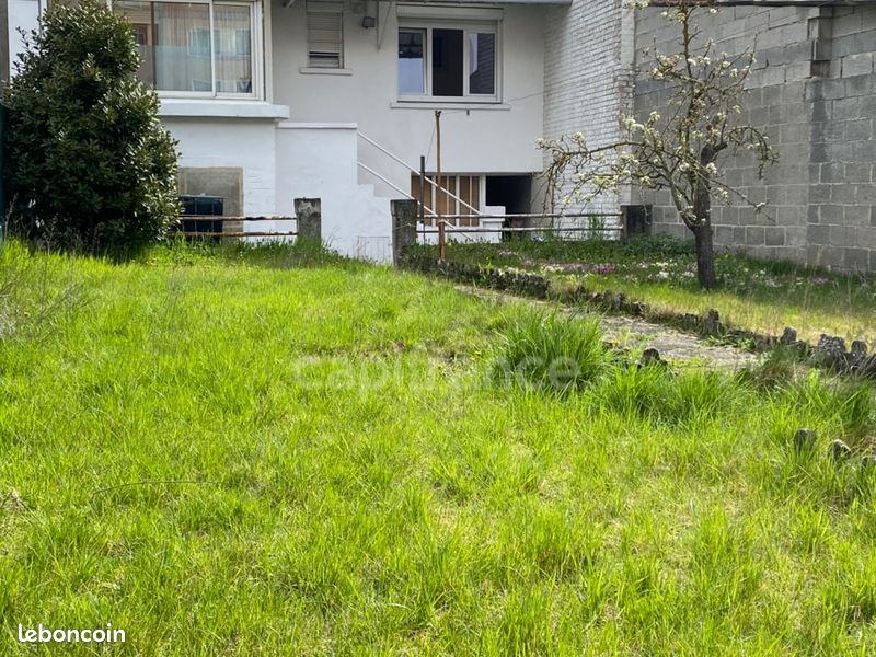 2 bedrooms House in Lens, France No. 251013